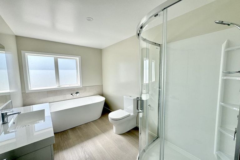 Photo of property in 9 Swinton Place, Churton Park, Wellington, 6037