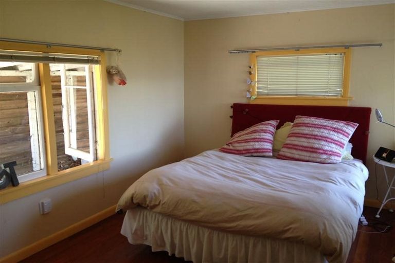 Photo of property in 114 Moana Avenue, Moana, Nelson, 7011