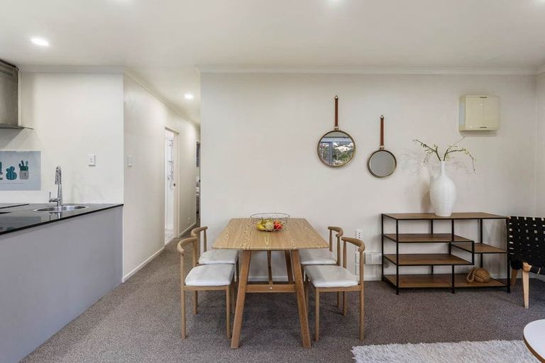 Photo of property in 1/16 Matipo Road, Mairangi Bay, Auckland, 0630
