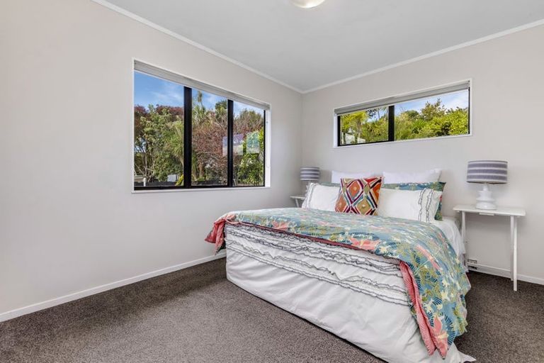 Photo of property in 26 Imperial Place, Henderson, Auckland, 0612