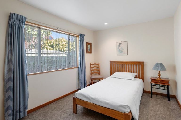 Photo of property in 1/102 Apsley Drive, Avonhead, Christchurch, 8042