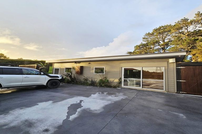 Photo of property in 73a Oraha Road, Kumeu, 0892