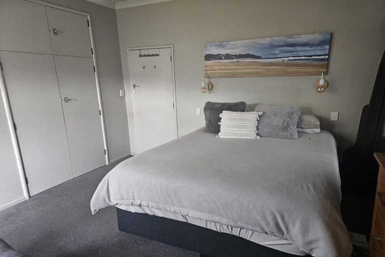 Photo of property in 1b Cassino Crescent, Onekawa, Napier, 4110