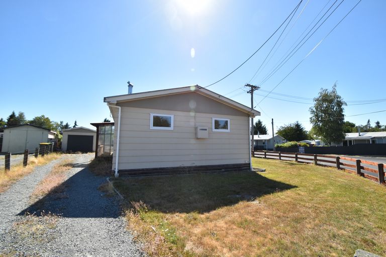 Photo of property in 2 Cass Crescent, Twizel, 7901