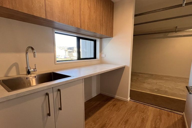 Photo of property in 8 Hayshed Street, Rolleston, 7614