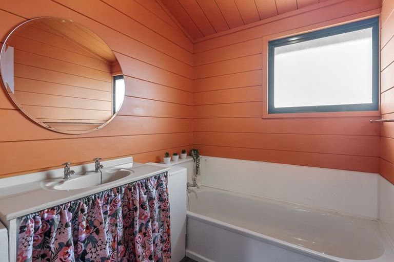 Photo of property in 132 Main Road, Waikanae, 5036