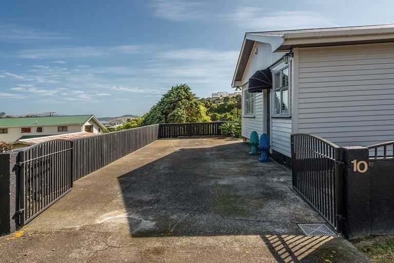 Photo of property in 10 Haumia Street, Johnsonville, Wellington, 6037