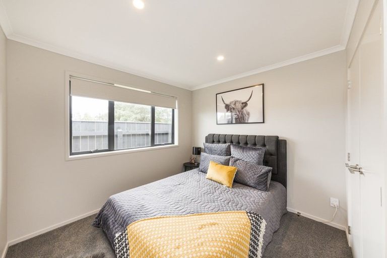 Photo of property in 3 Rangeview Drive, Kelvin Grove, Palmerston North, 4414