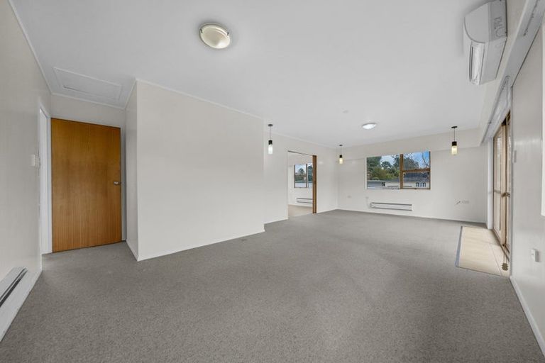 Photo of property in 5 Kavanagh Place, Opaheke, Papakura, 2113