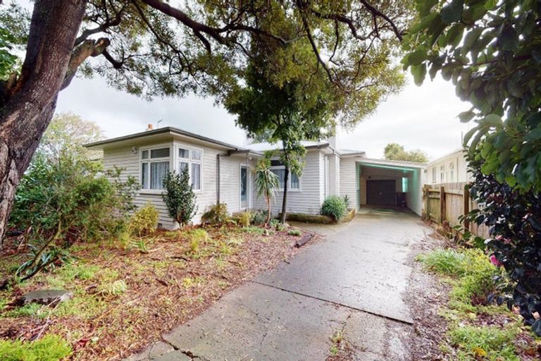 Photo of property in 15 Glasgow Street, Takaro, Palmerston North, 4412