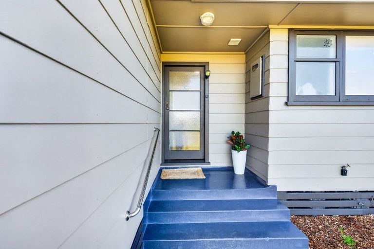 Photo of property in 32 Venables Avenue, Onekawa, Napier, 4110