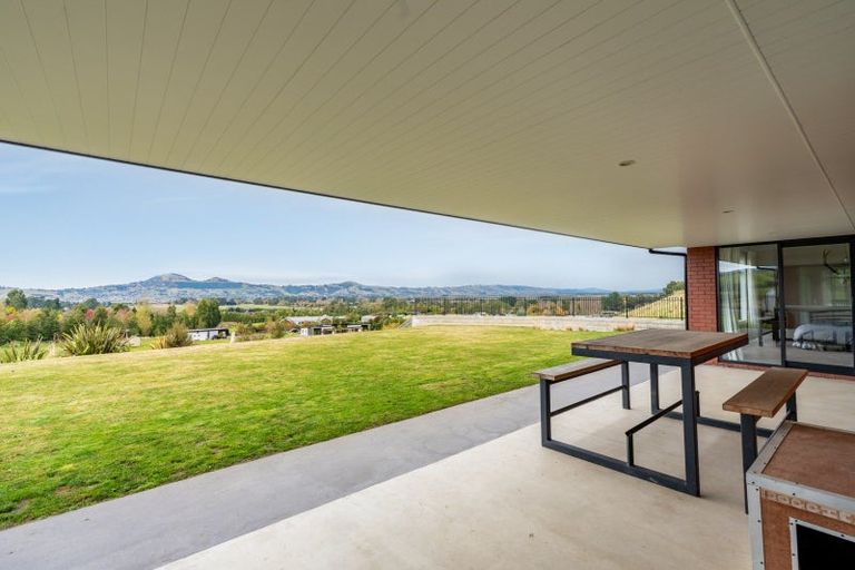Photo of property in 60 Tirohanga Road, North Taieri, Mosgiel, 9092