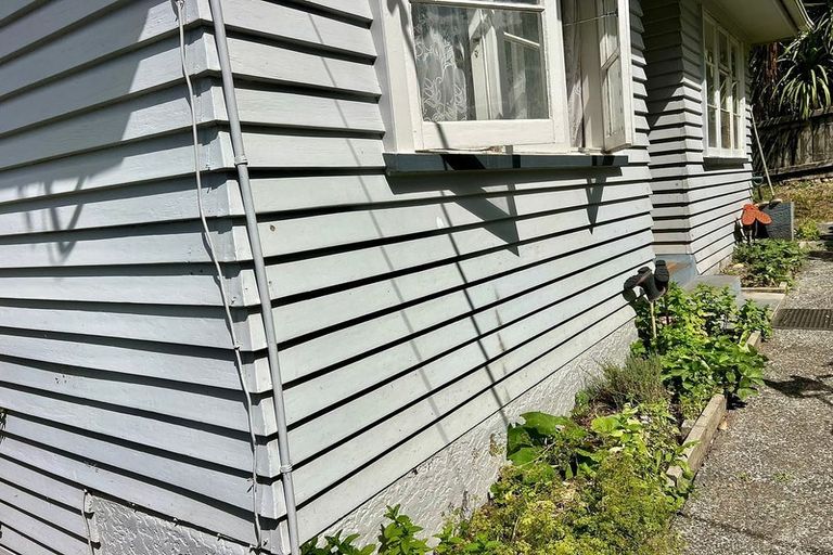 Photo of property in 65 Anzac Road, Morningside, Whangarei, 0110