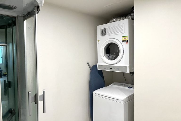 Photo of property in The Quay, 3/332b1 Lambton Quay, Wellington Central, Wellington, 6011