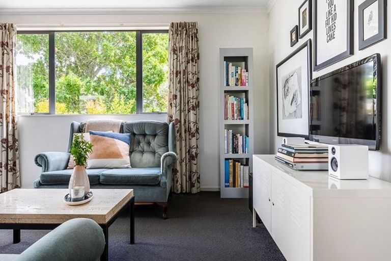 Photo of property in 169j Colwill Road, Massey, Auckland, 0614