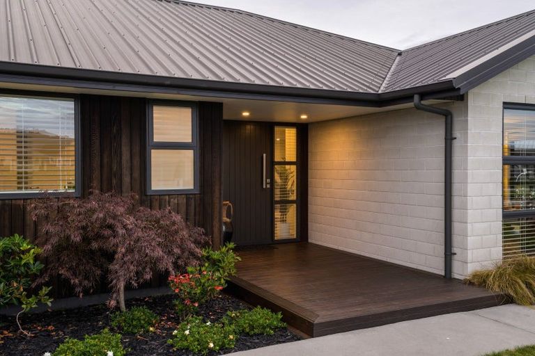 Photo of property in 23 Mike Smith Drive, Cambridge, 3434