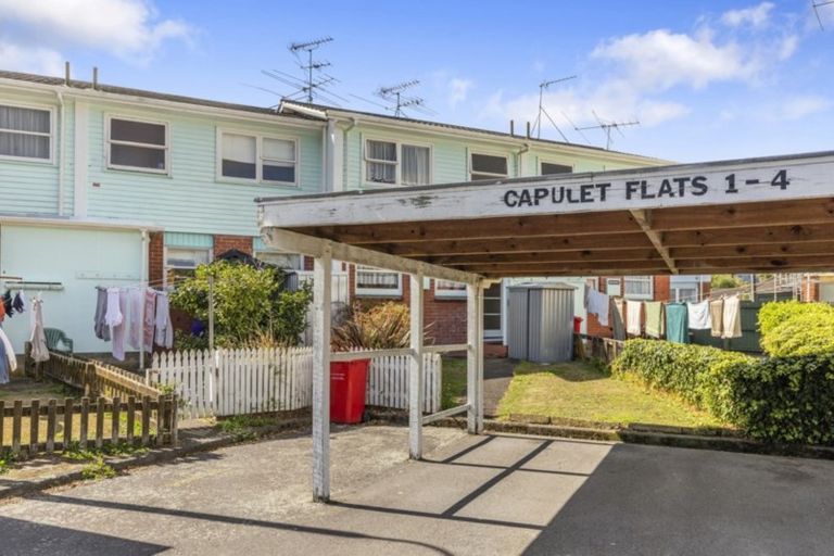 Photo of property in Shakespeare Flats, 8/48 Merton Street, Trentham, Upper Hutt, 5018
