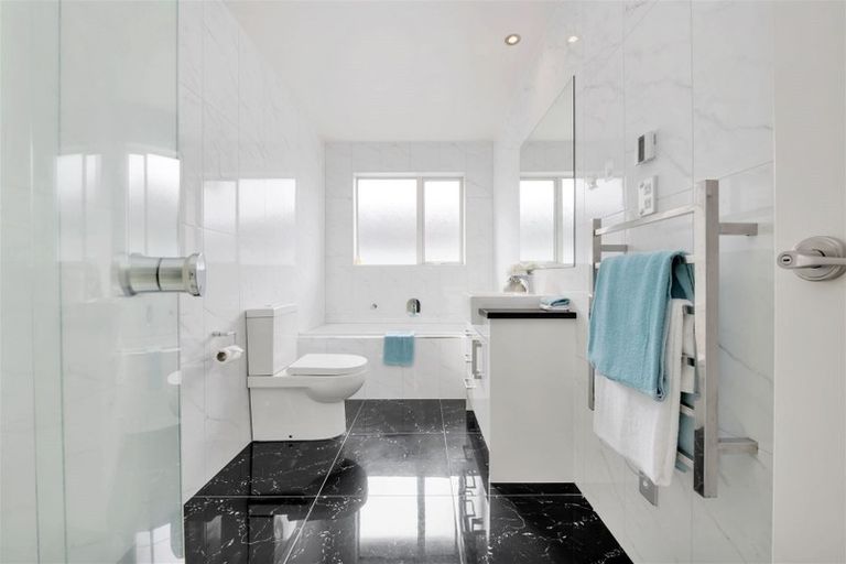 Photo of property in 56 Hughs Way, Flat Bush, Auckland, 2019