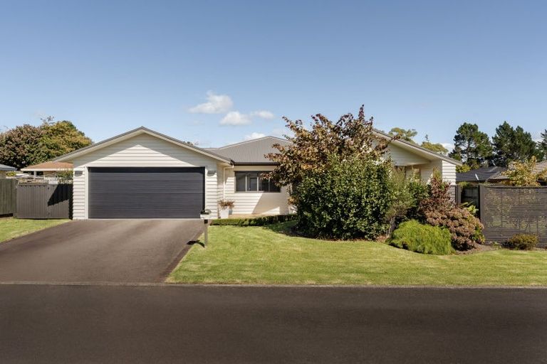 Photo of property in 3 Hanwood Way, Pyes Pa, Tauranga, 3112