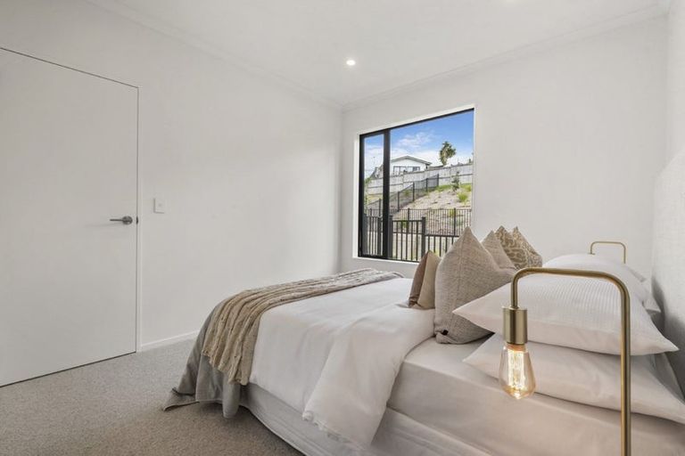 Photo of property in 36b Kukuwai Avenue, Red Beach, 0932