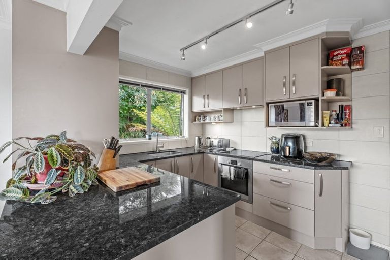 Photo of property in 30 Evelyn Road, Cockle Bay, Auckland, 2014