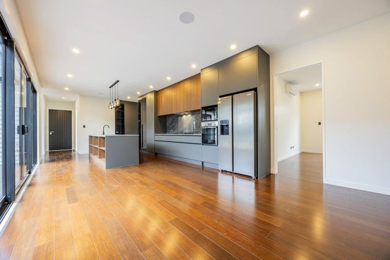 Photo of property in 29 Cara Avenue, Kumeu, 0810