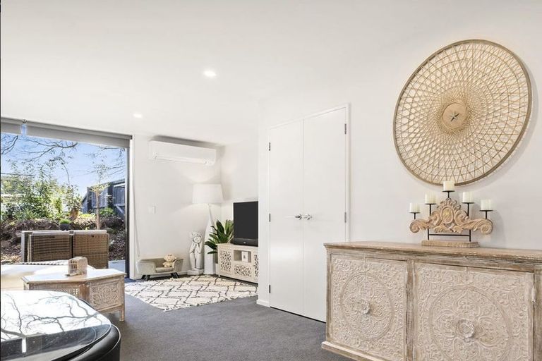 Photo of property in 2/66 Innes Road, St Albans, Christchurch, 8052