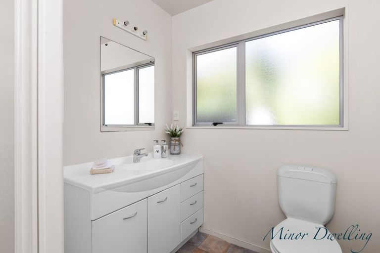 Photo of property in 23 Glamorgan Drive, Torbay, Auckland, 0630