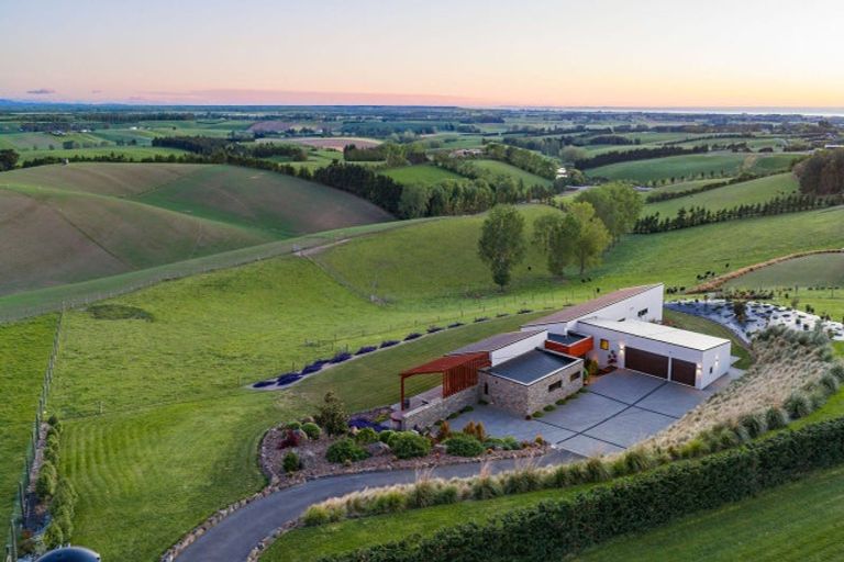 Photo of property in 418 Spur Road, Rosewill, Timaru, 7975