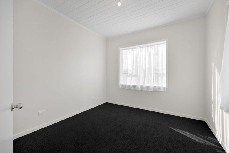 Photo of property in 12 Terou Street, Manaia, 4612