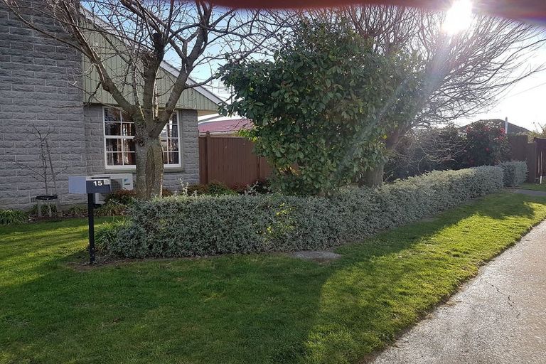 Photo of property in 15 Mortlake Street, Islington, Christchurch, 8042