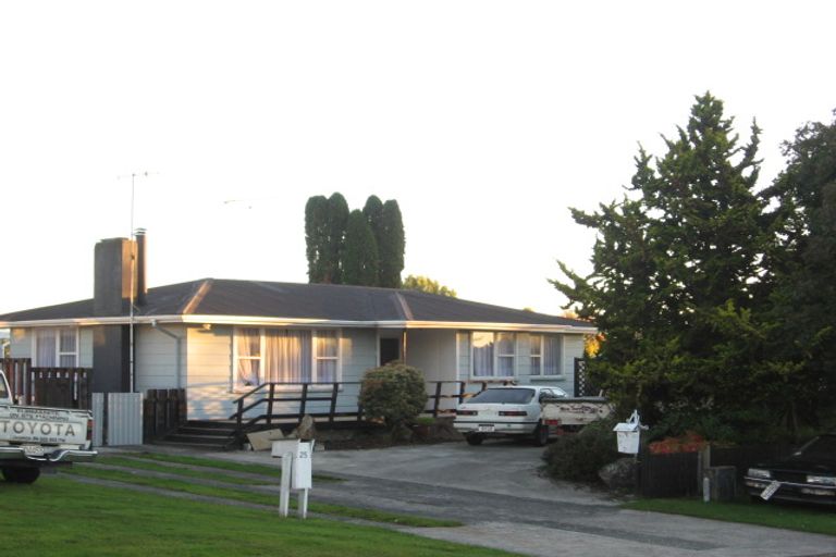 Photo of property in 27 Ngatuku Place, Tokoroa, 3420