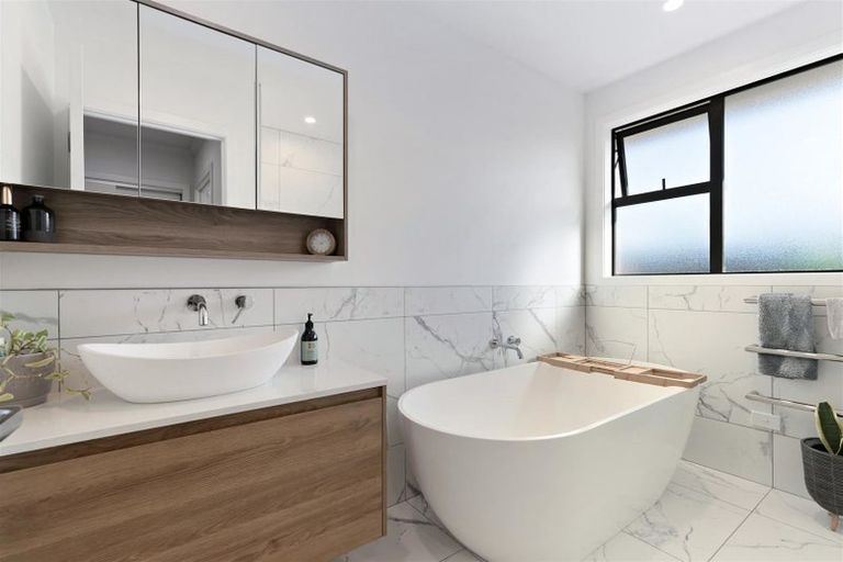 Photo of property in 54 Charles Court, Lake Hawea, Wanaka, 9382
