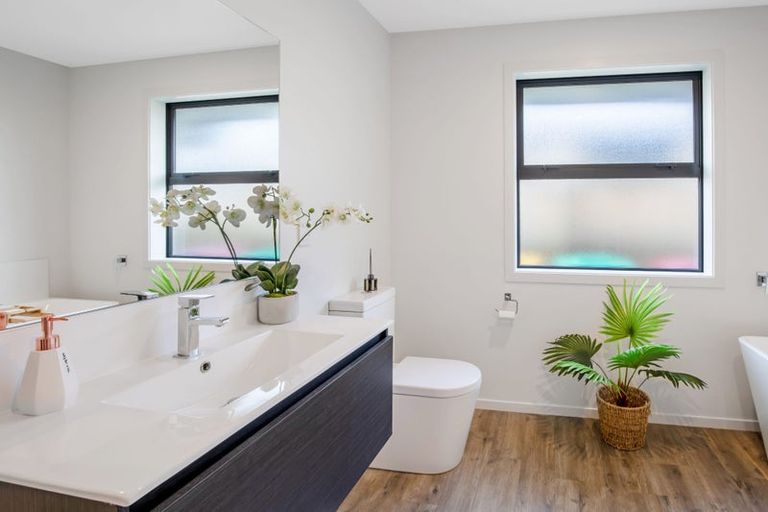 Photo of property in 7 Chris Drive, Rolleston, 7614