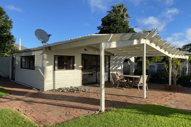 Photo of property in 238 Hibiscus Coast Highway, Orewa, 0931