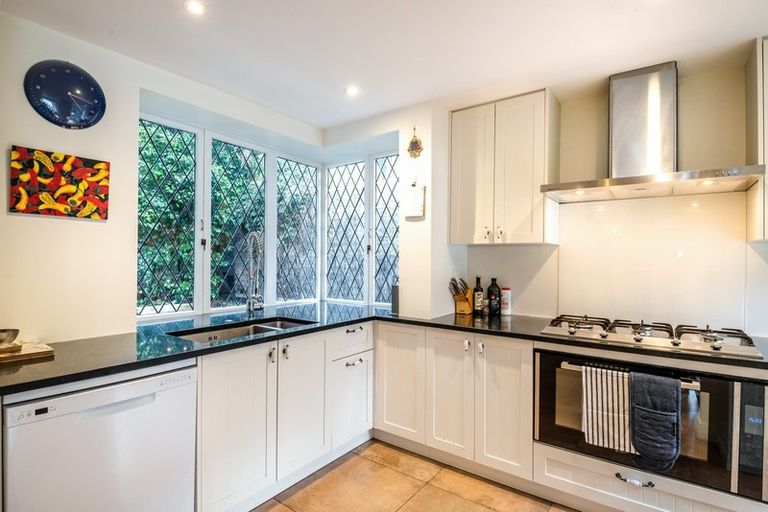 Photo of property in 38a/1 Norwood Road, Bayswater, Auckland, 0622