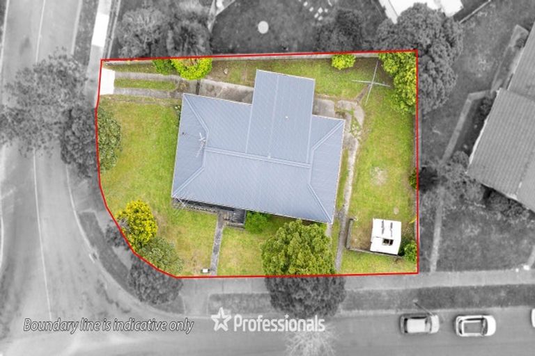 Photo of property in 33 Larchmont Grove, Totara Park, Upper Hutt, 5018