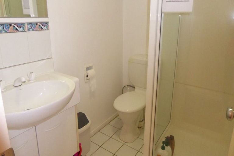 Photo of property in 10/88u Brougham Street, Mount Victoria, Wellington, 6011