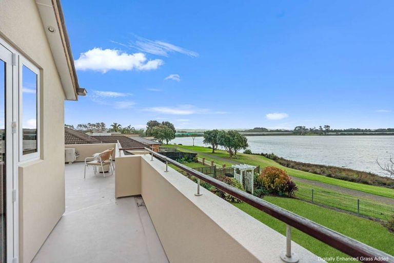 Photo of property in 17 Elsie Drive, Waiuku, 2123