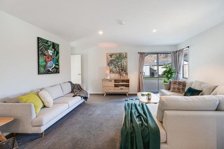 Photo of property in 8b Judge And Jury Drive, Lake Hayes, Queenstown, 9304