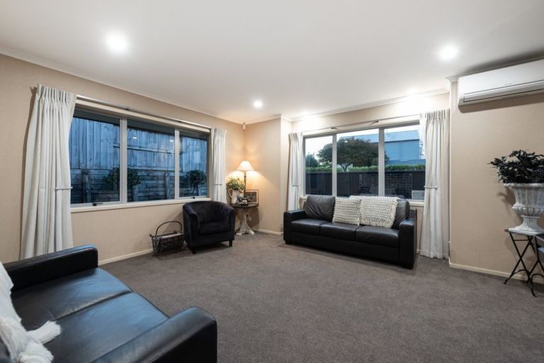 Photo of property in 38 Merriman Place, Pyes Pa, Tauranga, 3112