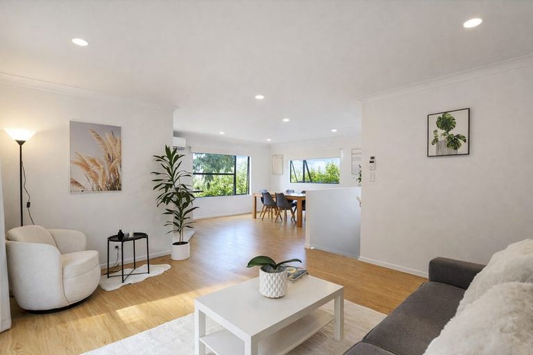 Photo of property in 49a Flaxdale Street, Birkdale, Auckland, 0626