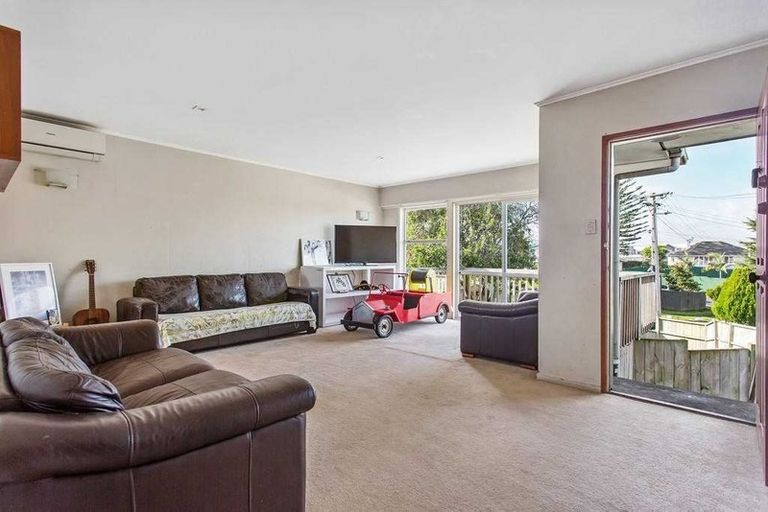 Photo of property in 8 Lympne Lane, Mangere, Auckland, 2022