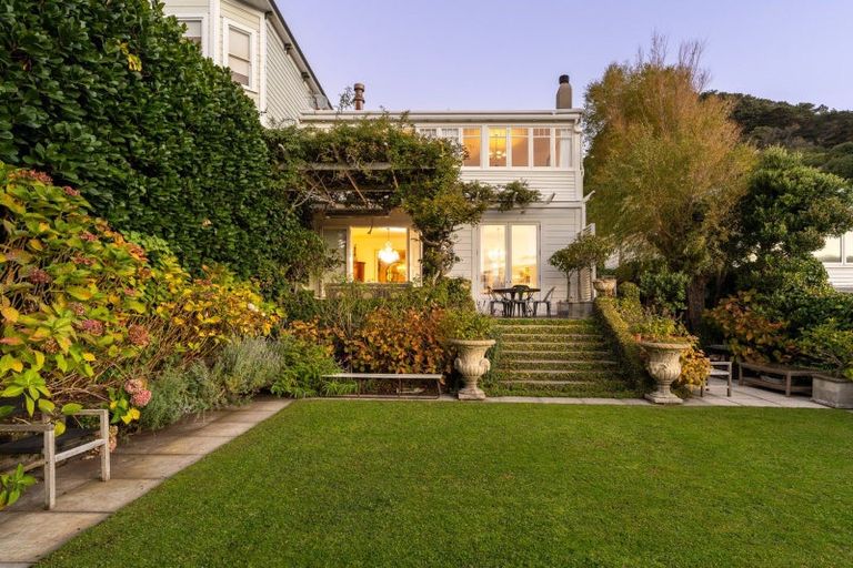 Photo of property in 5 Telford Terrace, Oriental Bay, Wellington, 6011