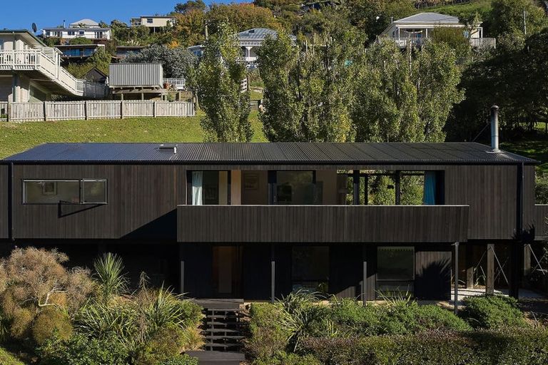 Photo of property in 5 Harkess Lane, Lyttelton, 8082