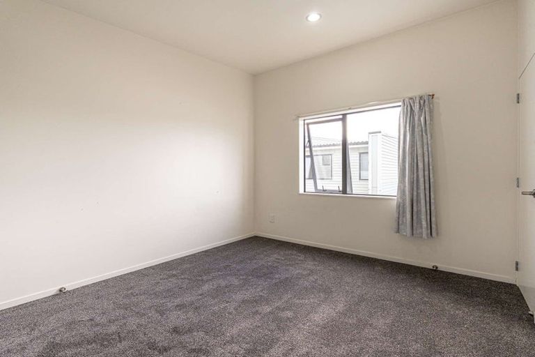 Photo of property in 11 Gordon Place, Newtown, Wellington, 6021