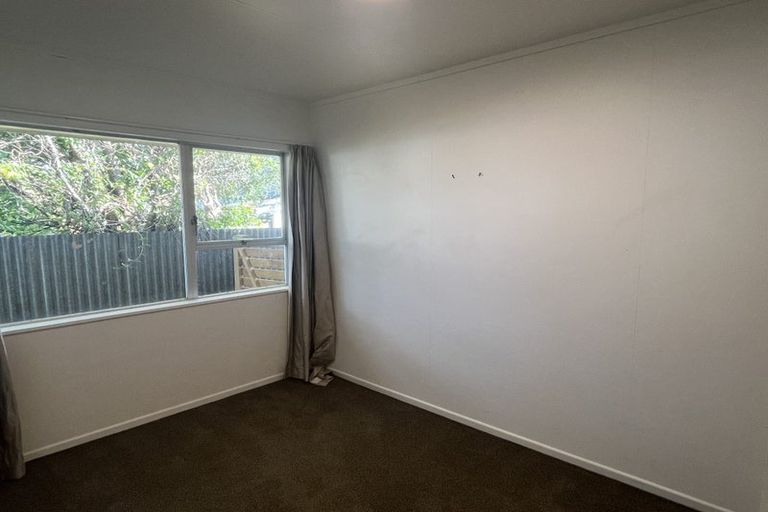 Photo of property in 35 Mcgiffert Street, Palmerston North, 4410