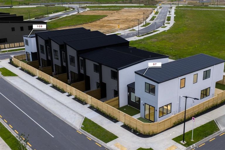 Photo of property in 93 Bellfield Road, Opaheke, Papakura, 2113