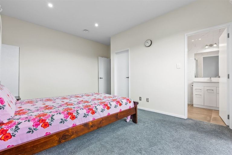 Photo of property in 28 Jutland Road, Pukekohe, 2120