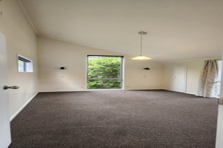 Photo of property in 9 The Anchorage, Whitby, Porirua, 5024